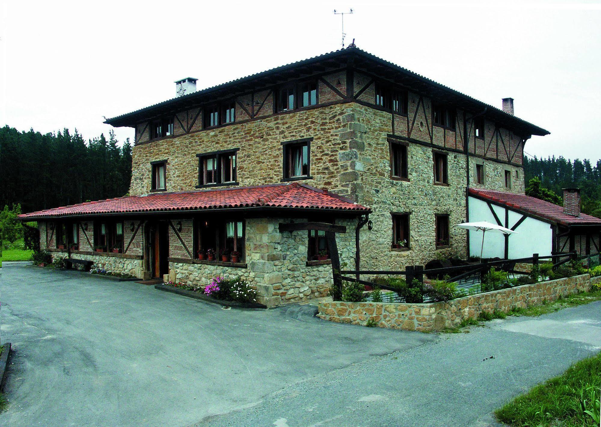 Aristieta Guest House Ajangiz Eksteriør bilde